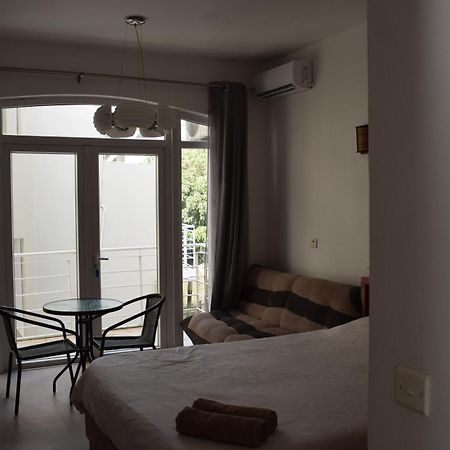 Ocean Drive Studio - Opposite The Beach غراند بايَ المظهر الخارجي الصورة